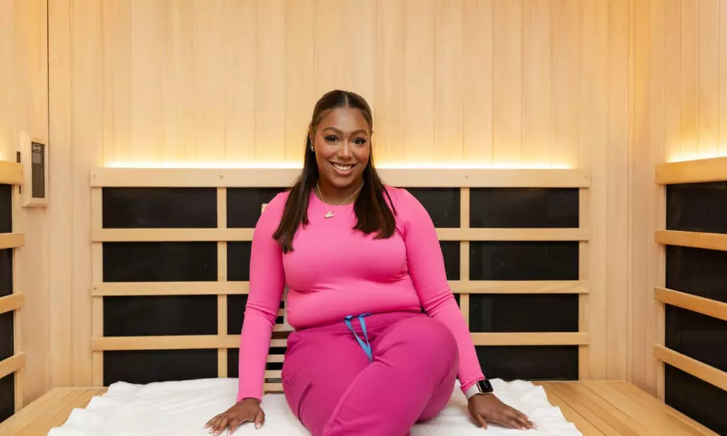 15-Min Full-Body Red Light Therapy or 40-Min Private Infrared Sauna