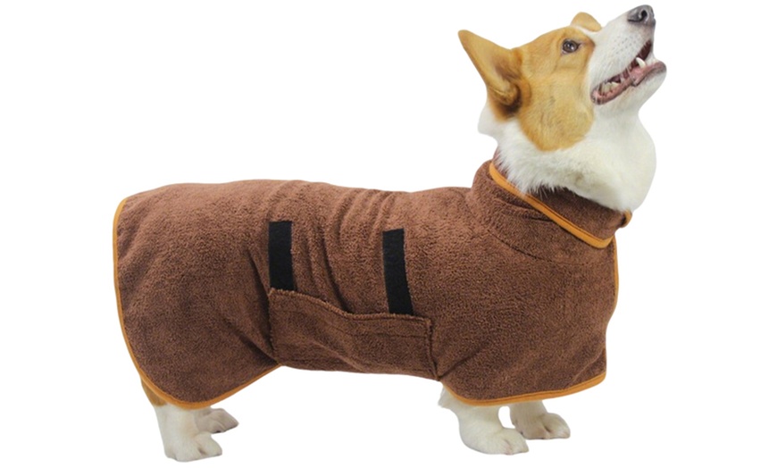 Image 3: Super Absorbent and Quick Dry Pet Bathrobe Towel