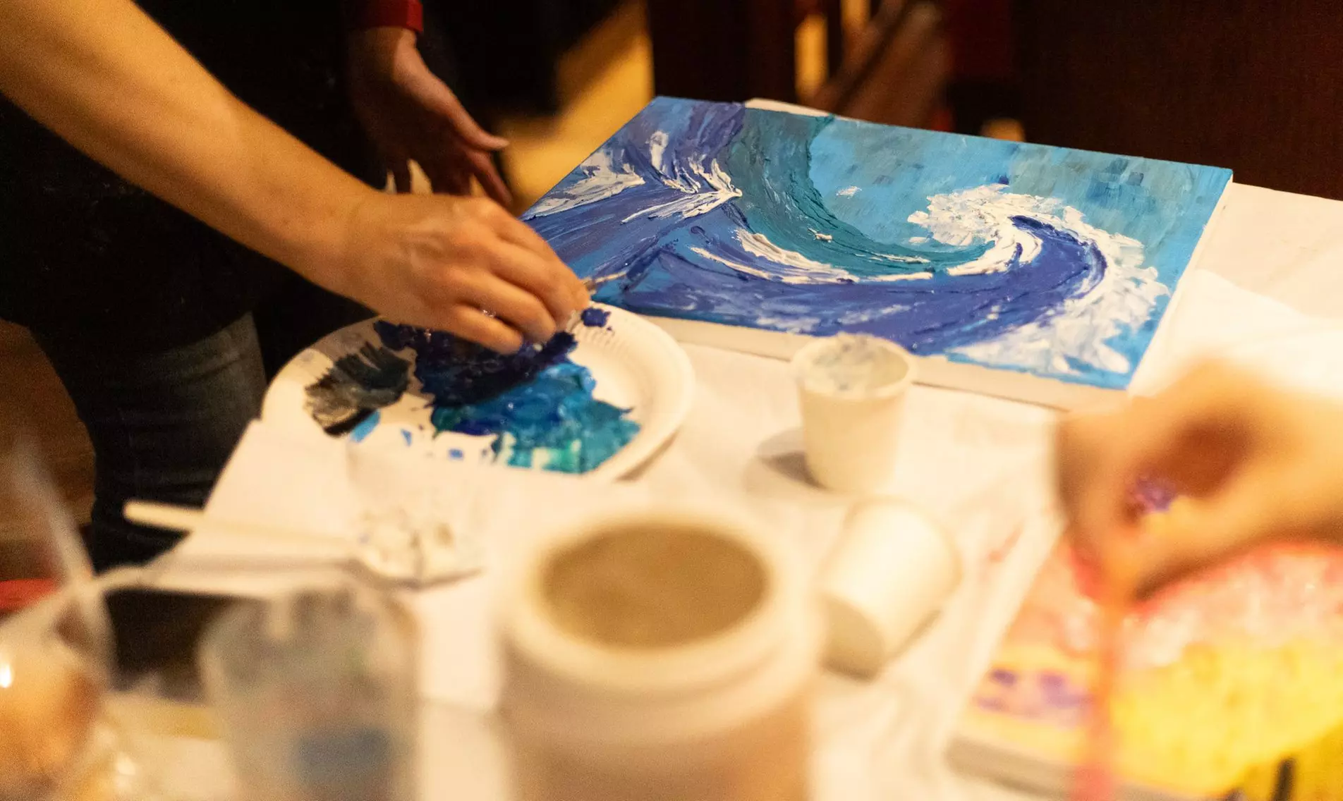 Kreativer Sip & Paint Abstraktes Malen oder 3D Texture Art