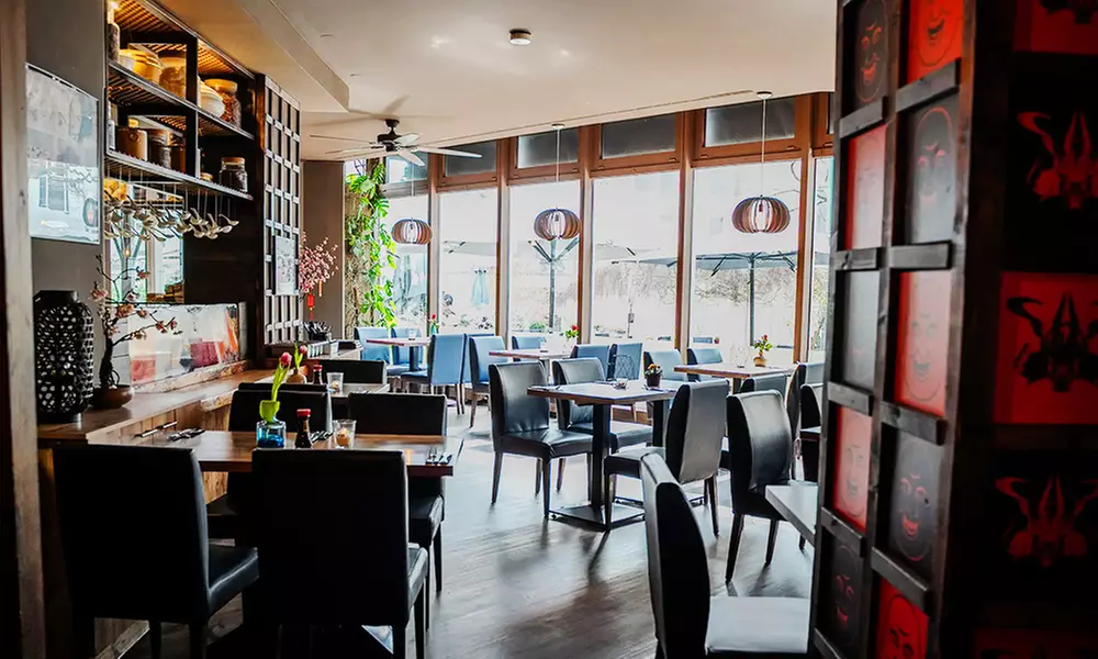 Exklusive Sushi-Platte "Zen selection" für 2 oder 4 Personen