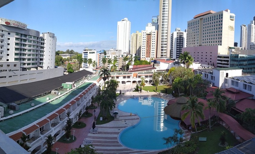 Image 22: ✈ 5-Night Partial All-Inclusive Panama Vacation w/ Air –Travel by Jen