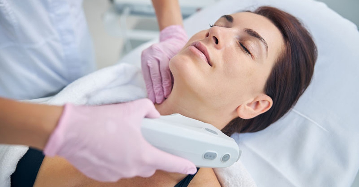 Tratamiento facial HIFU 12D con radiofrecuencia en Sevilla