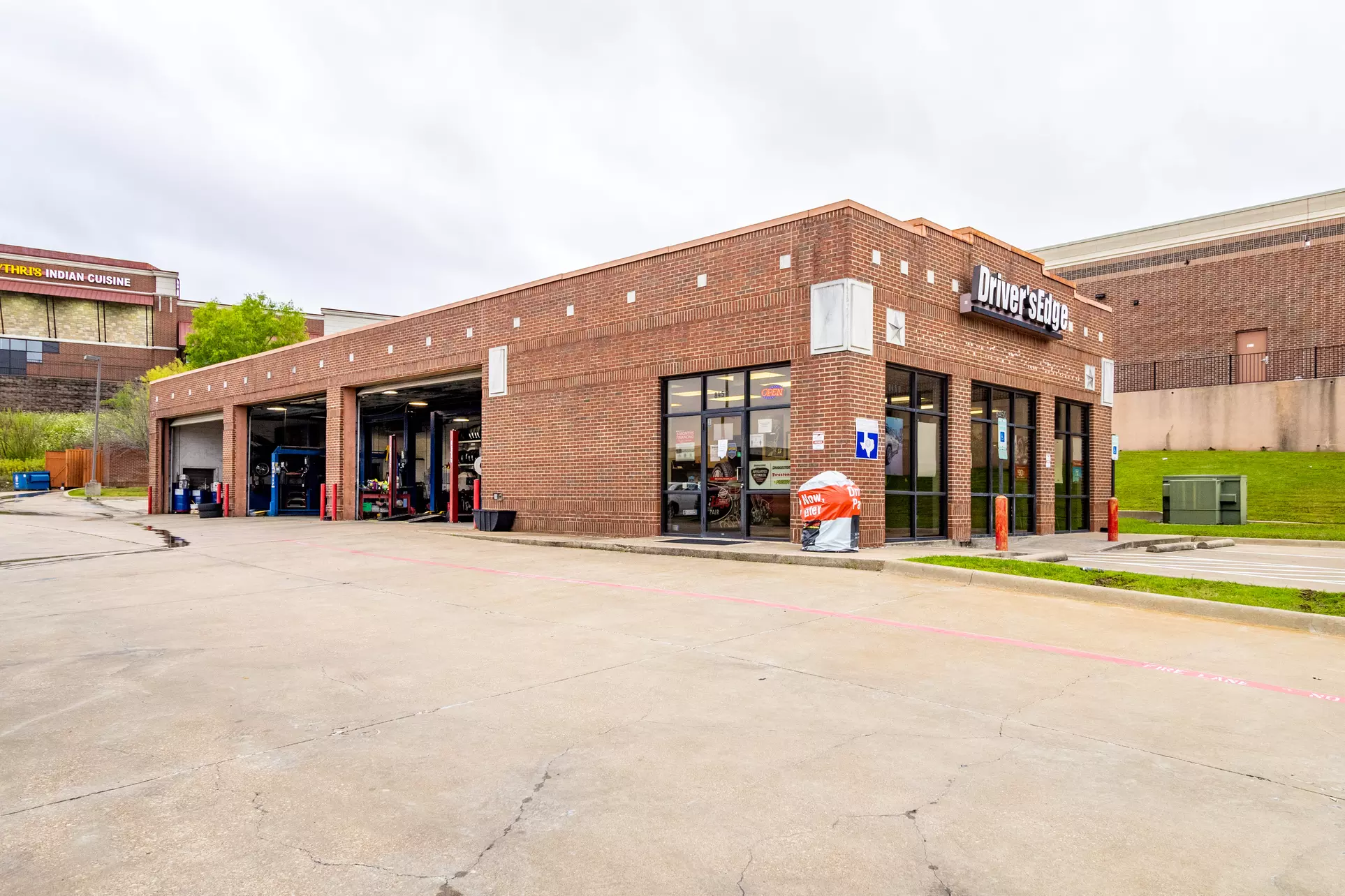 Up to 45% Off Oil Changes with Filter Replacement at Driver's Edge