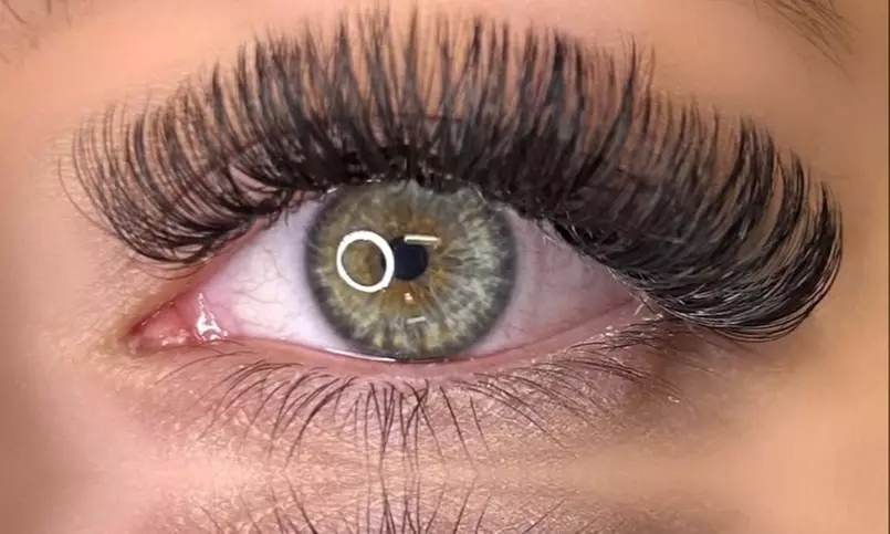 1 or 2 Full Sets Hybrid (90-Min) / Volume (120-Min) Eyelash Extensions