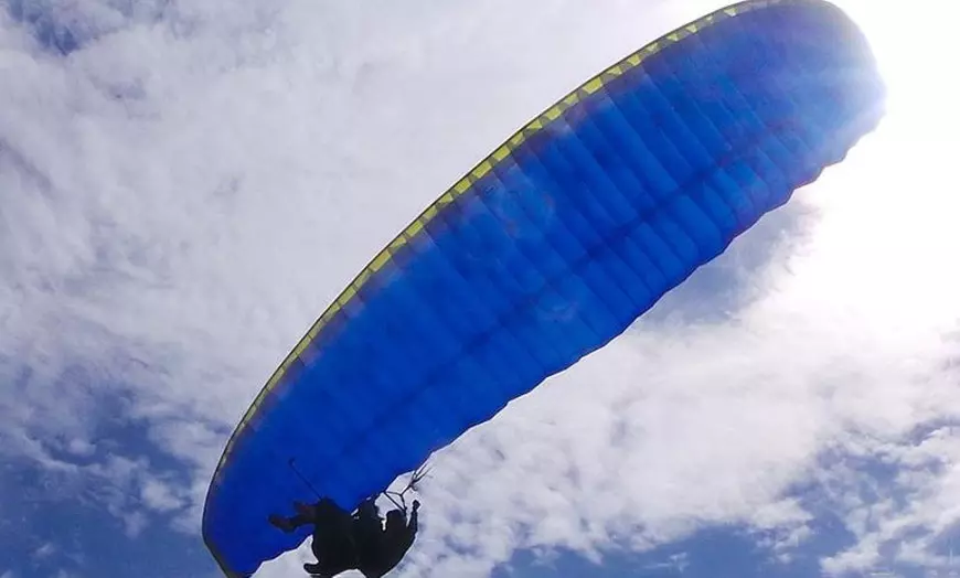 Image 1: Vuelo biplaza en parapente para 1 o 2 personas en Gran Canaria 