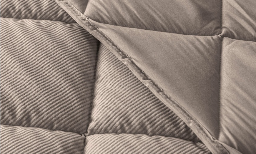 Image 11: Italian Made Winter Quilt