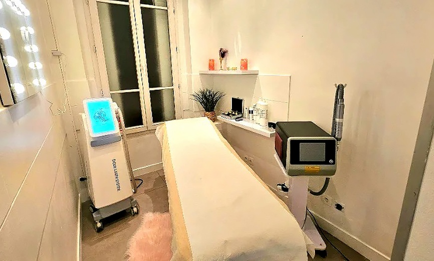 Image 3: Épilation laser haut de gamme chez Golden Skin