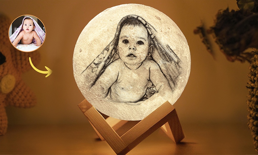 Image 4: Personalized Moon Lamps