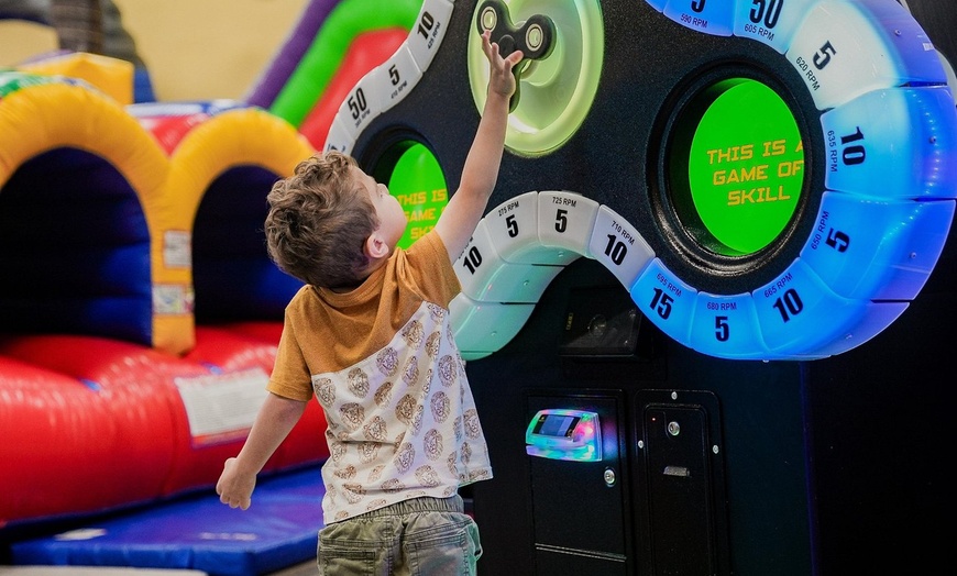 Image 5: Explore Unlimited Fun and Many Attractions with a 3-Month FunPass