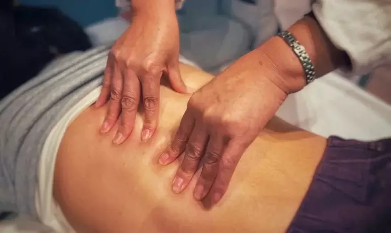 Massage traditionnel chinois tui na ou relaxant