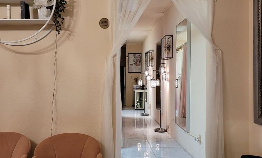 Image 3: Pampering Packages (Foot Massage, Head Spa, Facial) for One and Two 