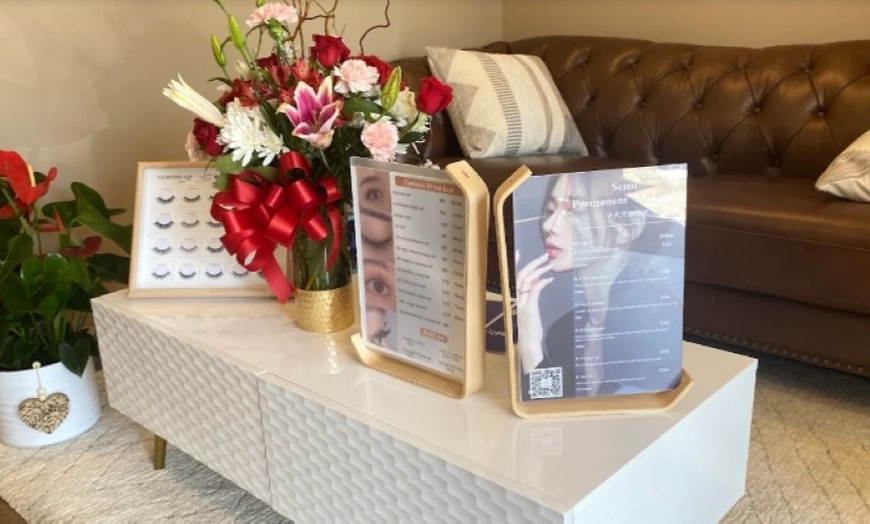 Image 3: 54% Off Head Spa Scalp Care Treatment at AI Beauty Spa
