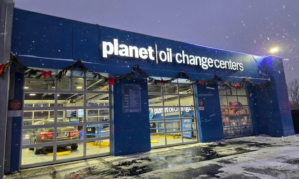 Conventional, Synthetic Blend, or Full Synthetic Oil Change & Filter Replacement + FREE Carwash (Up to 38% Off)