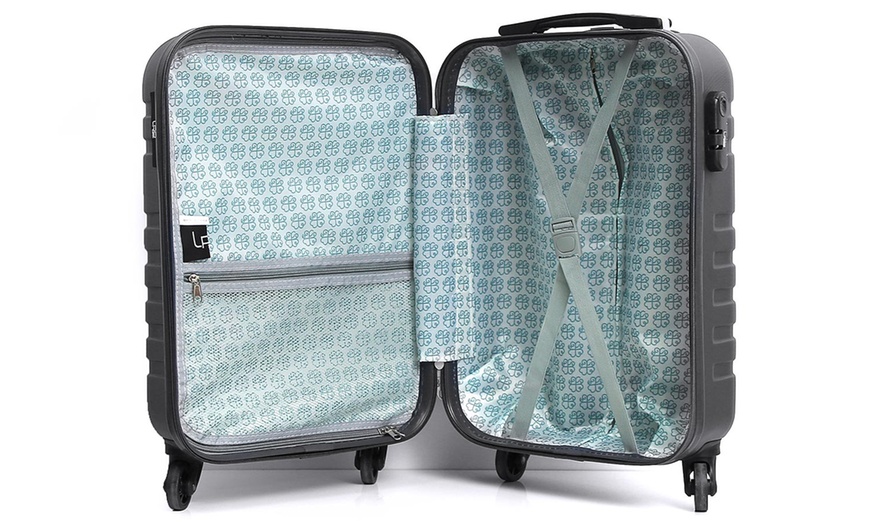 Image 29: Trolley Bag and Vanity Case Set