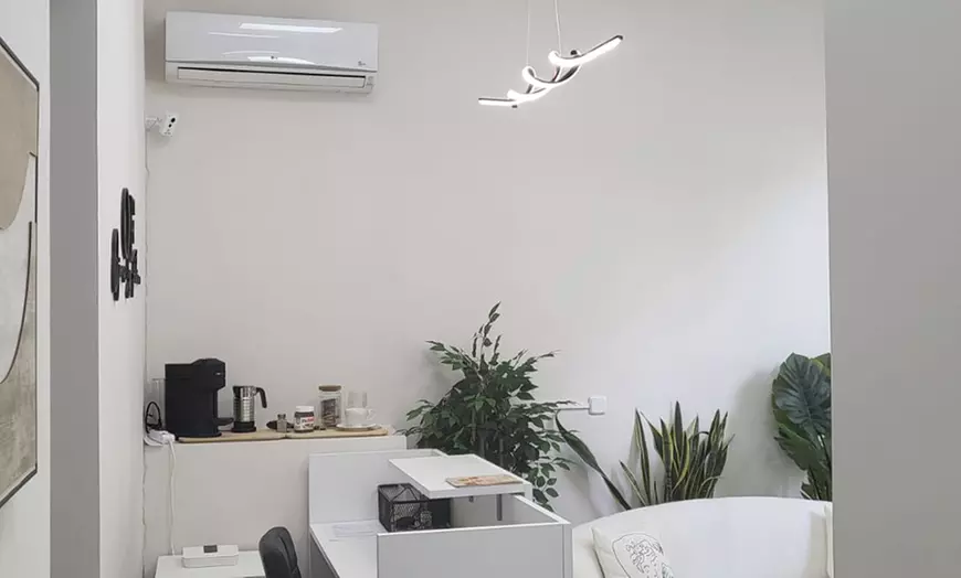 Image 3: Masaje a elegir de hasta 60 minutos para 1 persona