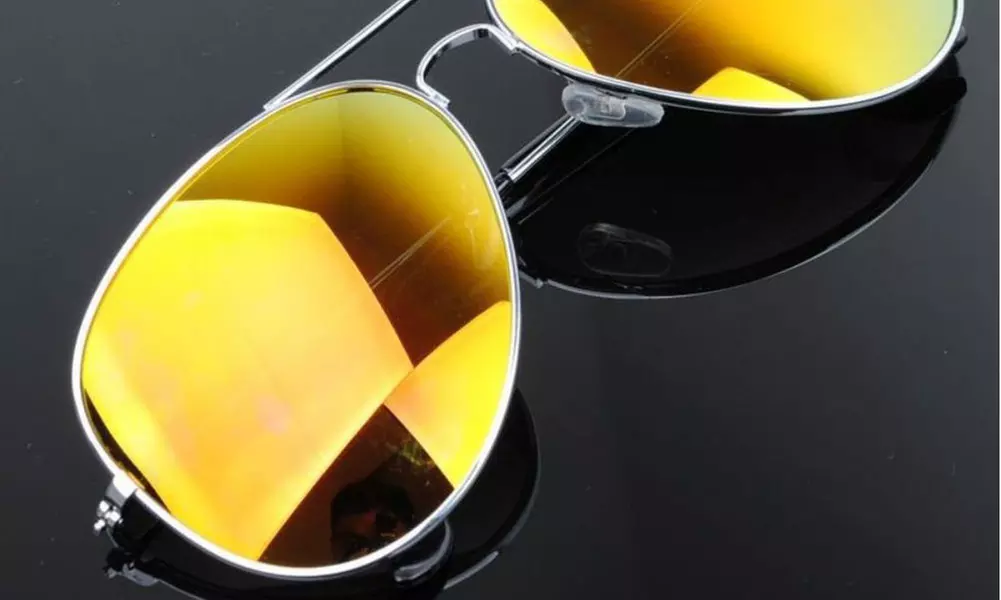 Mirrored Aviator Sunglasses