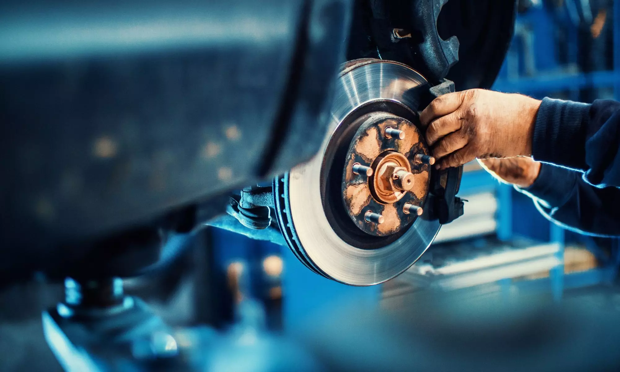 Oil Change Services with Free Inspection and Cleaning