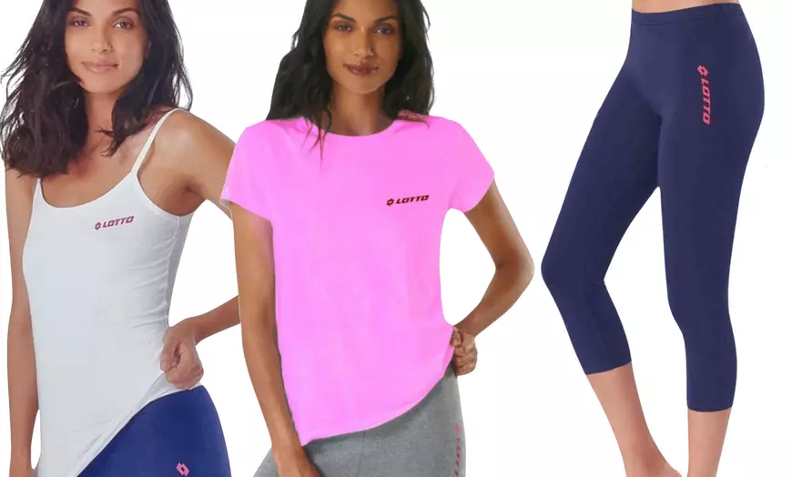 Image 4: Completo Lotto da donna 3 pezzi con t-shirt, leggins capri e canotta