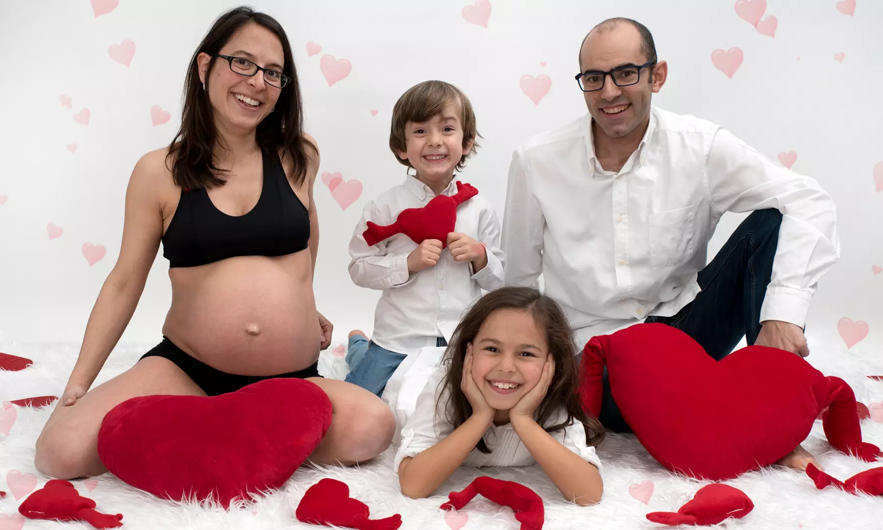 Sesión de fotos de premamá con 25-30 fotos y 3 fotos impresas