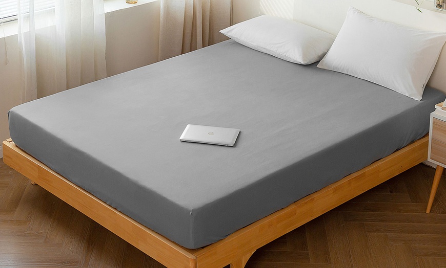 Image 5: Fitted Bed Sheet Cover