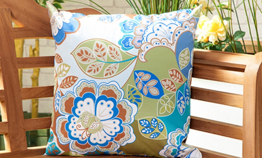 Image 20: Waterproof Outdoor Scatter Cushion