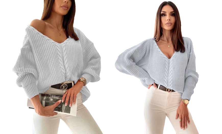 Image 9: Women's Braided V-Neck Cable Knit Oversized Jumper 