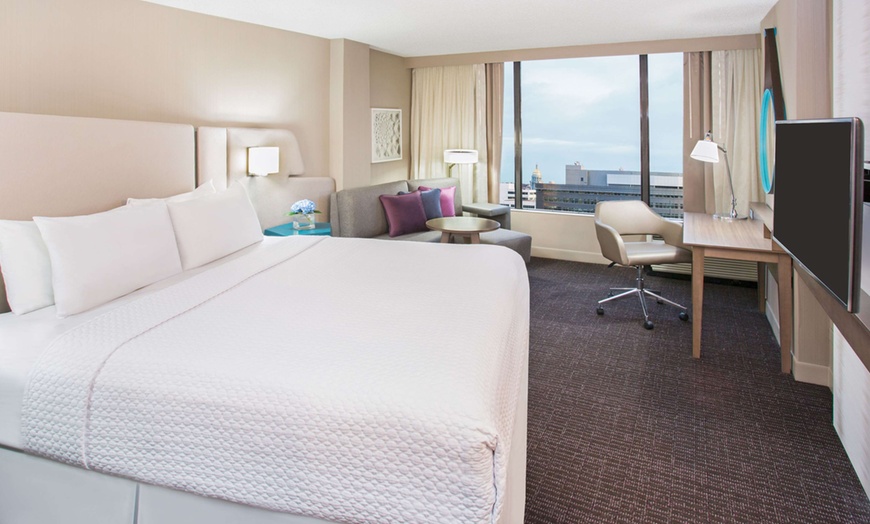 Image 10: Stylish 4-Star Hotel at Denver Downtown - Book Now!