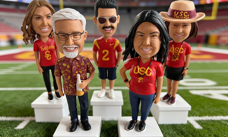 Image 8: Custom Bobbleheads from Justyling