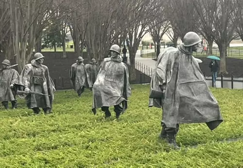 Guided Walking Tour of D.C. Memorials & Arlington Cemetery