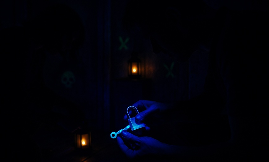 Image 3: Admission to The Haunted Game Show "Halloween Horror Showdown For 6