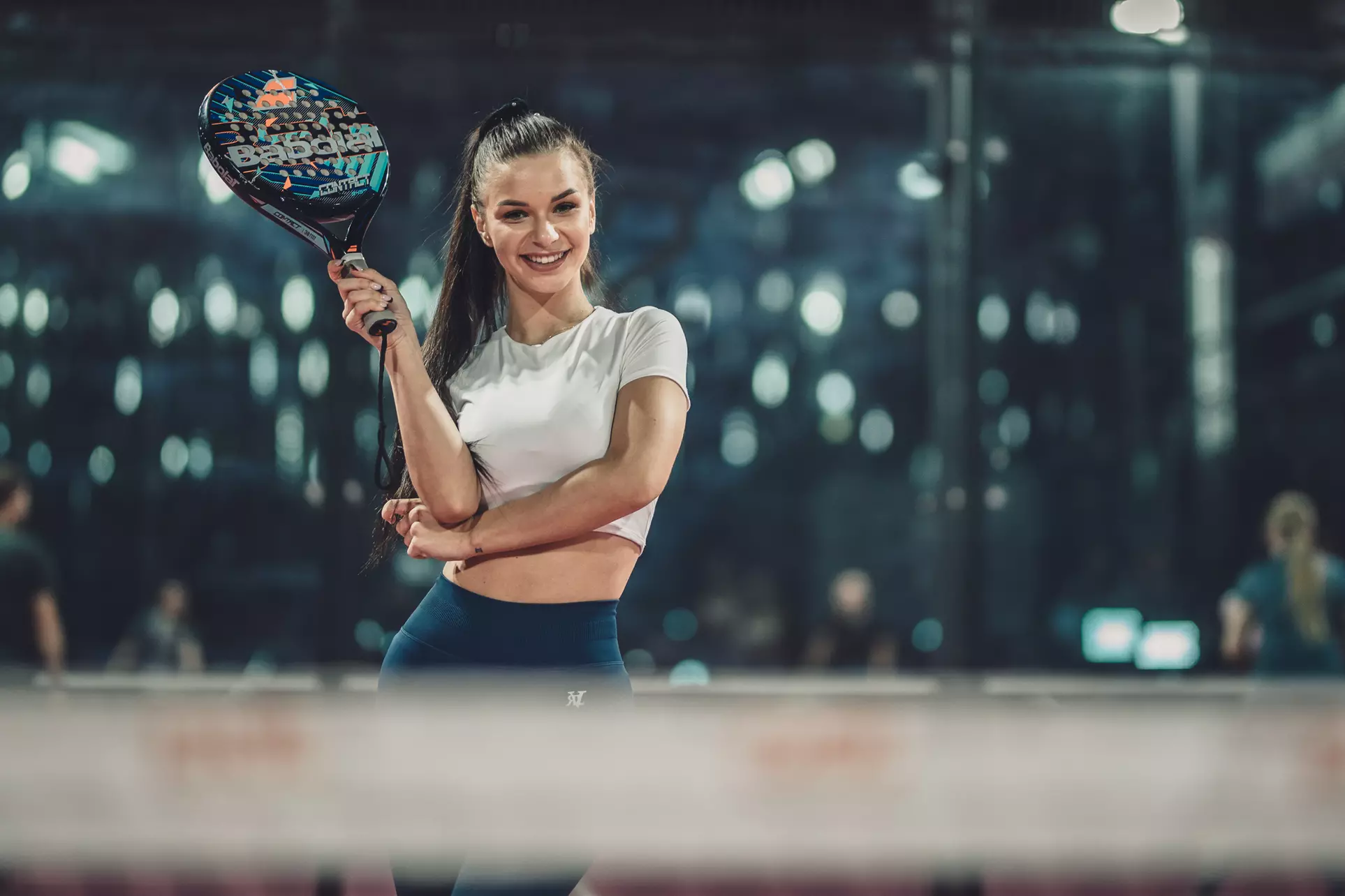 Rakieta w dłoń! Godzina gry w tenisa, padla, badmintona lub pickleball