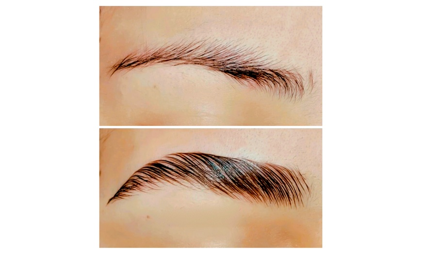 Image 2: Augenbrauen- oder Wimpern-Lifting inkl. färben für 1 Person