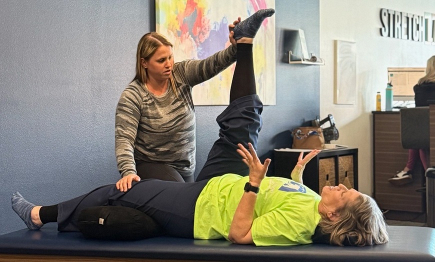 Image 1: Discover Tailored Stretches With 25 or 50 Minute Options 
