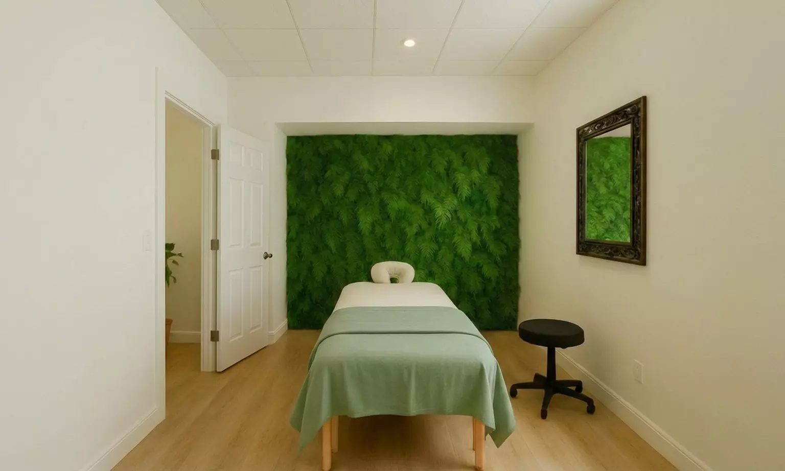 Relaxing Massages with Optional Hot Stones & Double Sessions