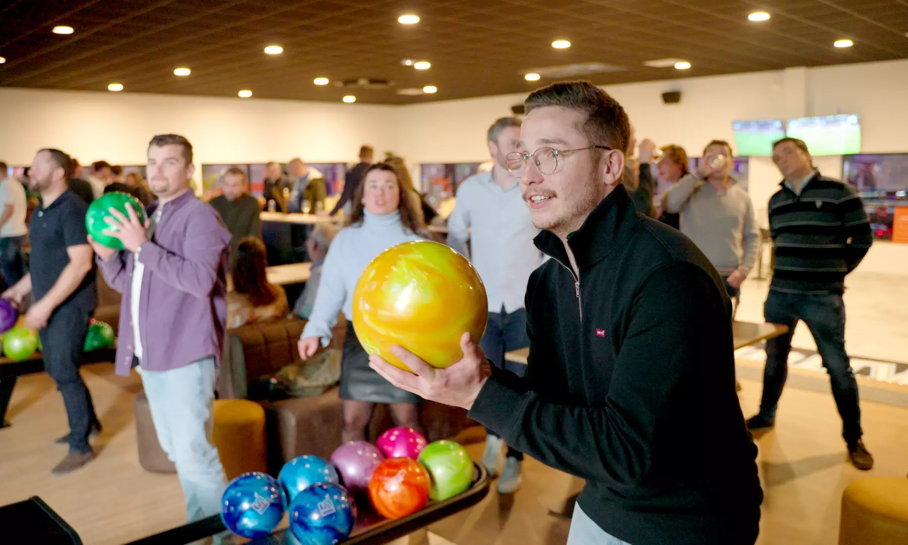 1 ou 2 parties de bowling pour 2 à 4 personnes avec Khub Arras