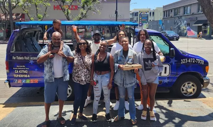 Explore Hollywood And Celebrity Homes on a Fun Two-Hour Tour