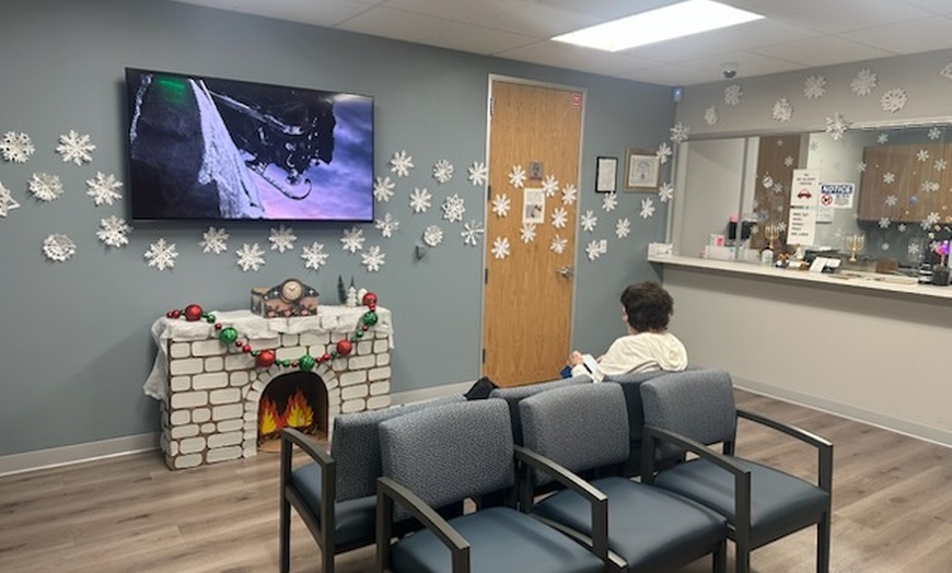 Image 2: Enhance Your Beauty with 20, 40 or 60 Units of Botox