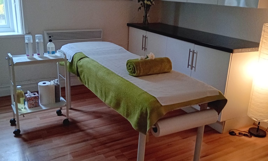 Image 3: Up to 49% Off on Massage - Full Body at Bodyline Plus