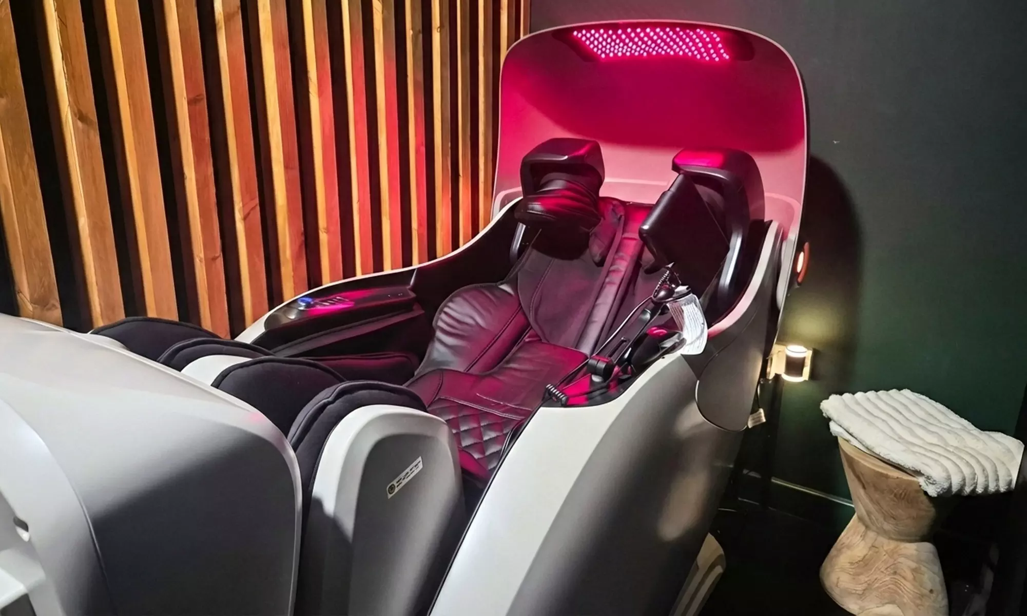 Deep Relaxation & Revitalise with Float & Light Therapy Massages