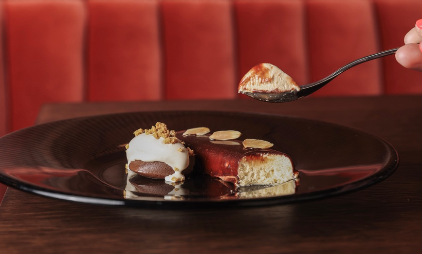 Image 4: Savor the Oak 8-Plate Feast—Perfect for Two, Four or Six