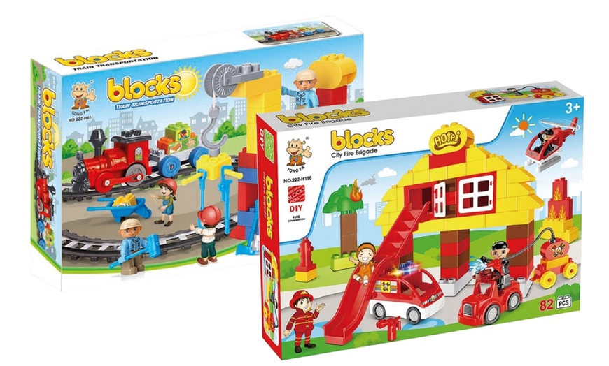 Image 8: Building Blocks Playset