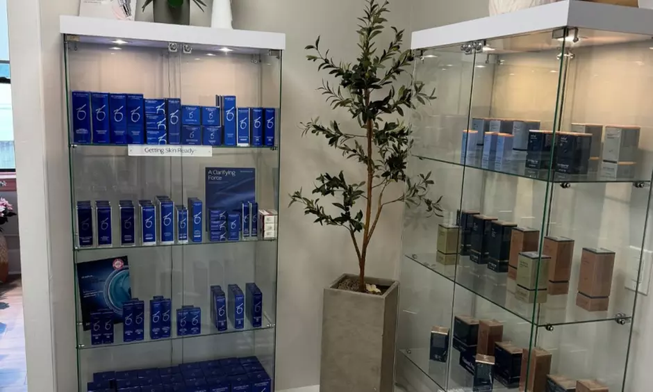 Get a Flawless Smooth Waxing Experience at Dahlias Wellness Center