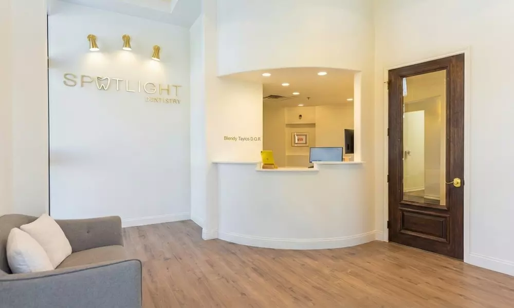 Aesthetics by Spotlight Offers Smooth Fine Lines with 20, 40, 60 or 100 Units of Botox Treatments(Up to 55% Off)