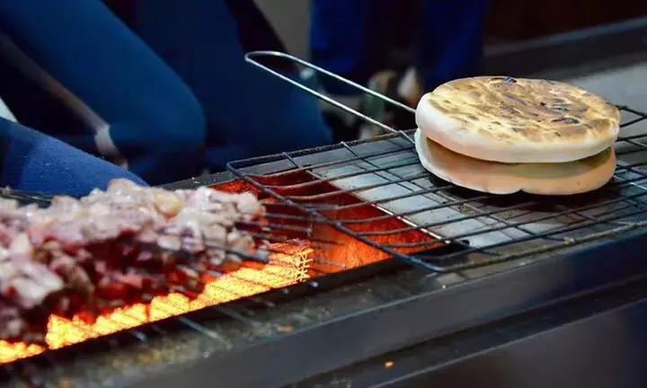 Explore Day or Night Flavors of Flushing Food Tour for Up to 4 People 