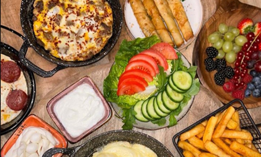 Image 2: Luxe Belgische en Turkse brunch met bubbels