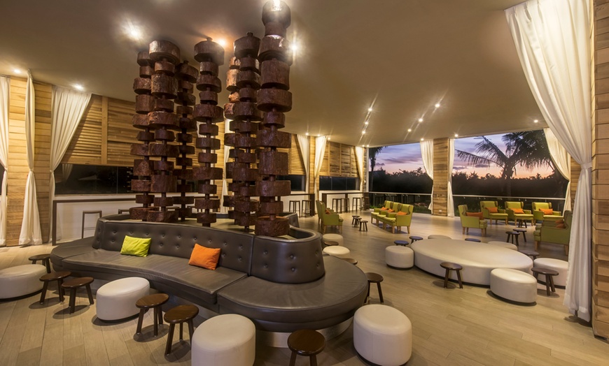 Image 12: ✈ 3 or 5-Night Platinum Yucatán Princess Vacation with Air 