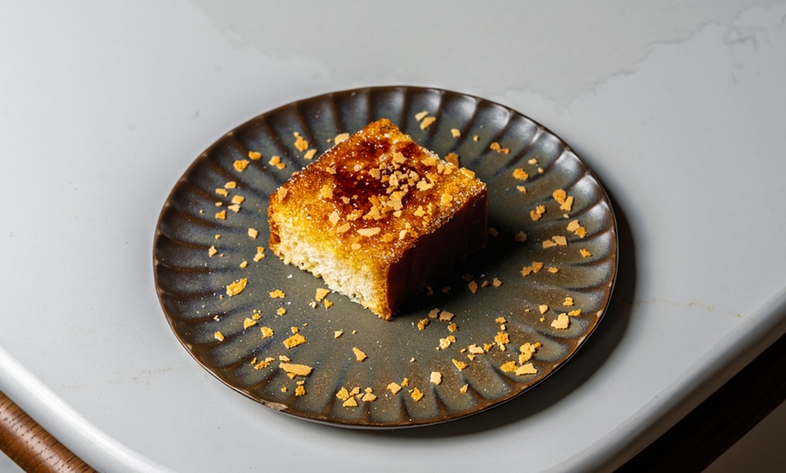 Image 15: Brunch ilimitado con bufé libre de comida y bebida para 2 o 4 personas