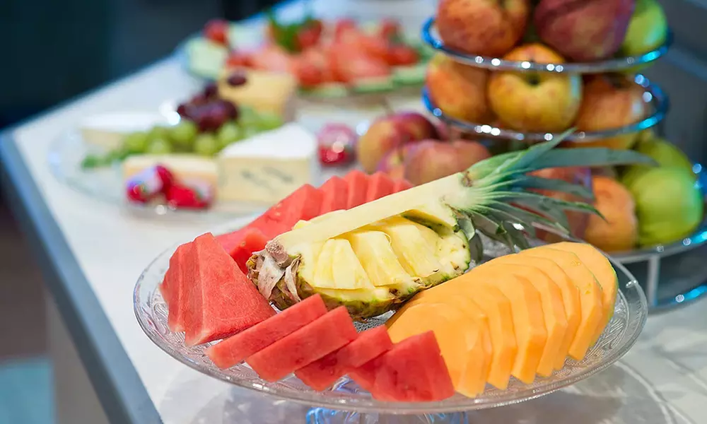 Frühstücksbuffet inkl. 1 Glas Sekt für 2 oder 4 Personen