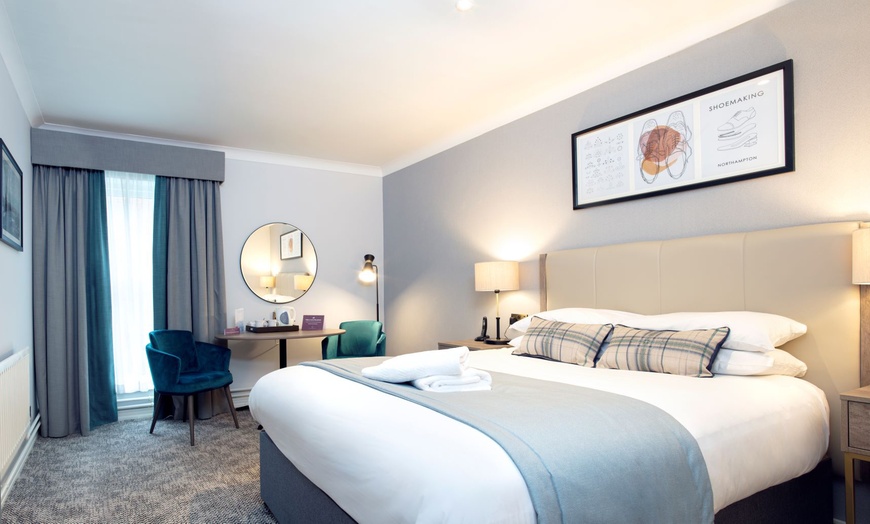 Image 12: Northamptonshire: Double or Superior Double Room with Breakfast & More