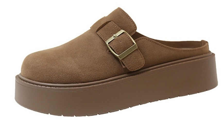 Image 4: Stylish Buckled Platform Loafers